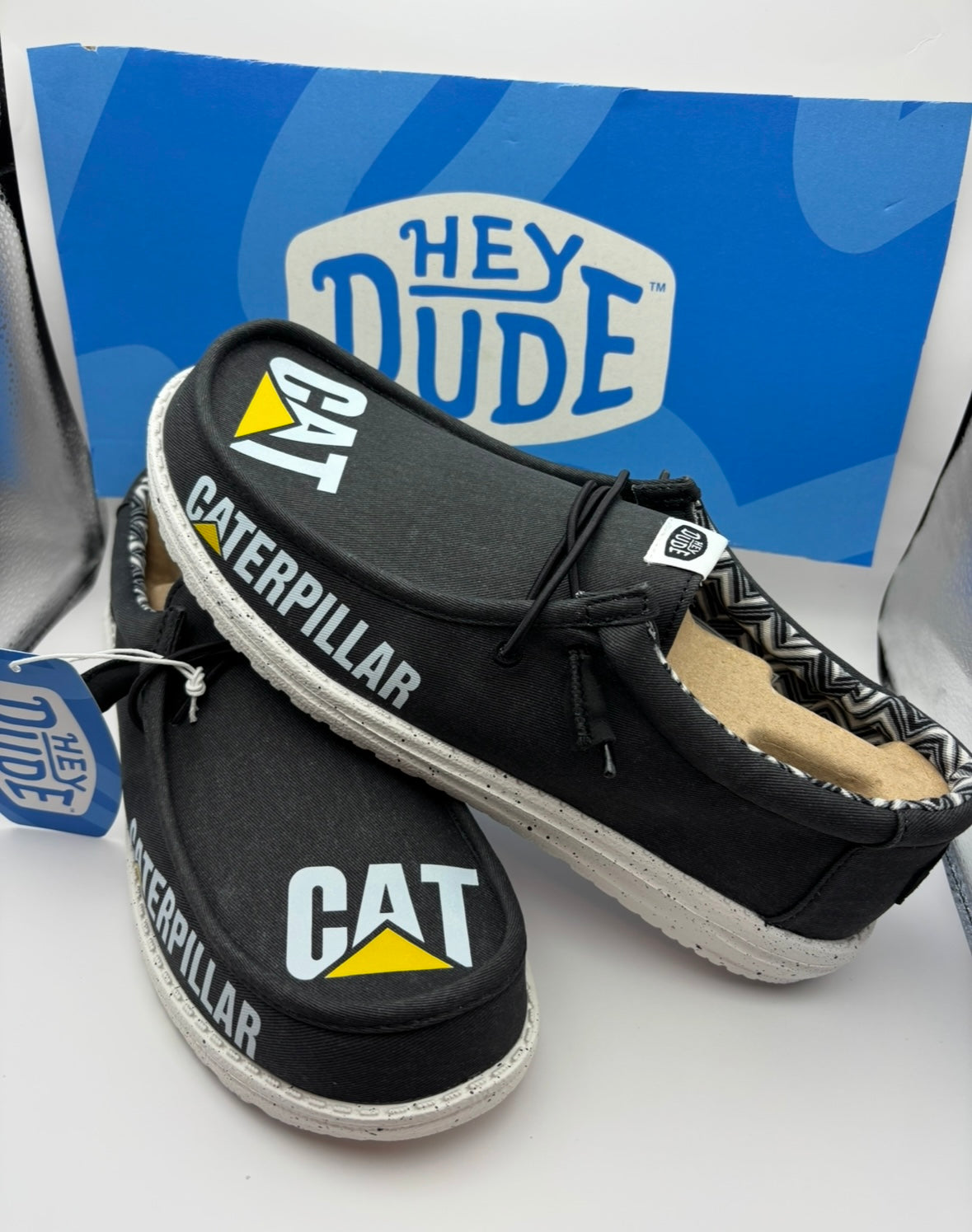 Custom Cat Heavy Equpiment Dude Shoes – Lightweight Slip-On Casual Comfort Shoes